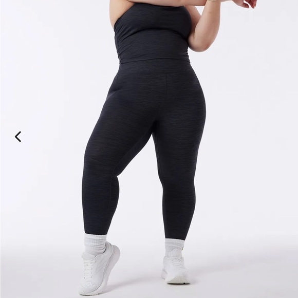 Outdoor Voices TechSweat 3/4 Length Leggings - Picture 2 of 5